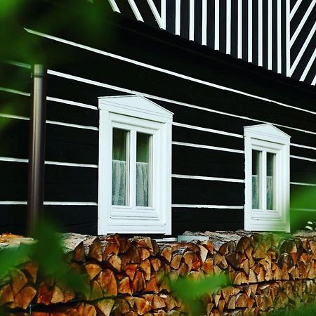 Roubenka 1818 Villa Vselibice ภายนอก รูปภาพ