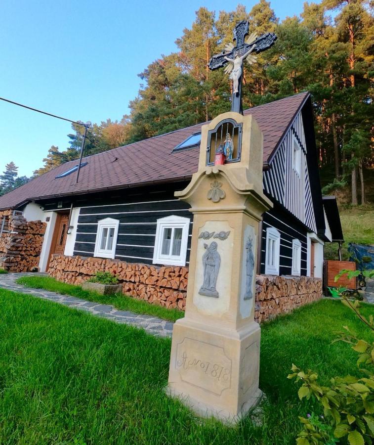 Roubenka 1818 Villa Vselibice ภายนอก รูปภาพ