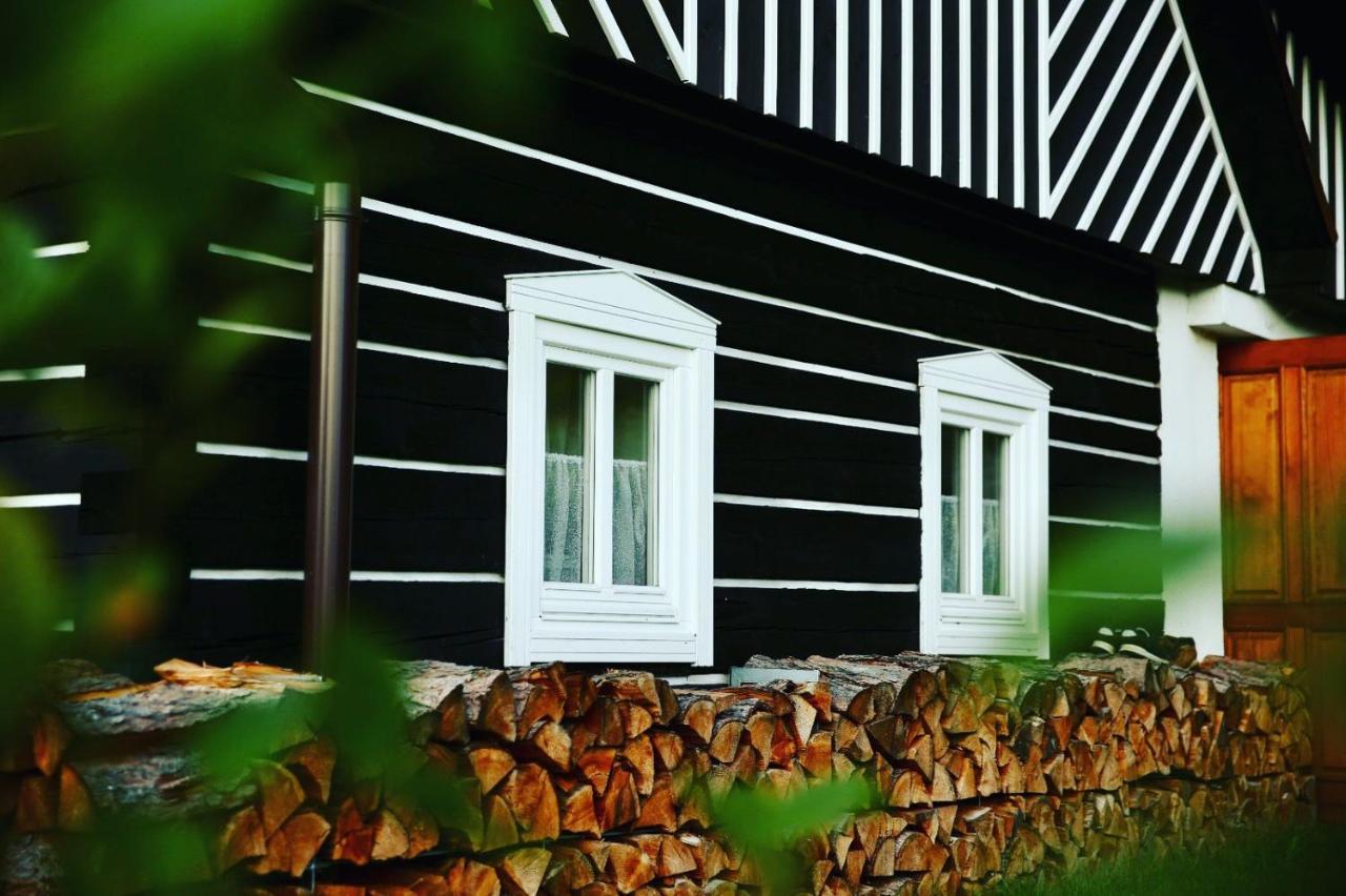 Roubenka 1818 Villa Vselibice ภายนอก รูปภาพ